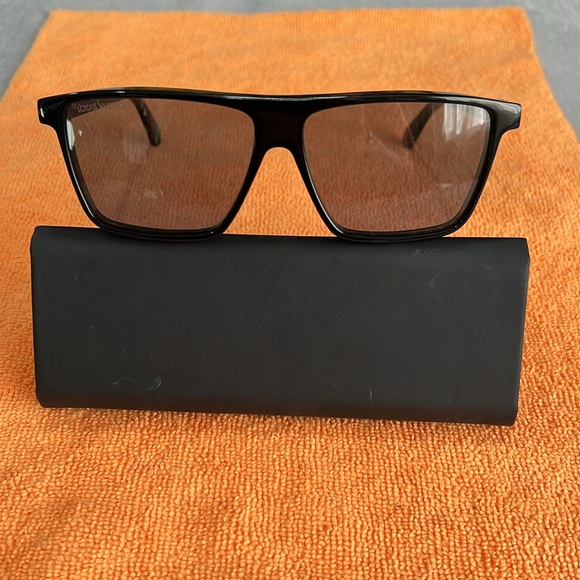 LOUIS VUITTON BLACK AND GREEN Z1273W SQUARE SUNGLASSES 😎 MADE IN ITALY 🇮🇹 - Picture 2 of 12
